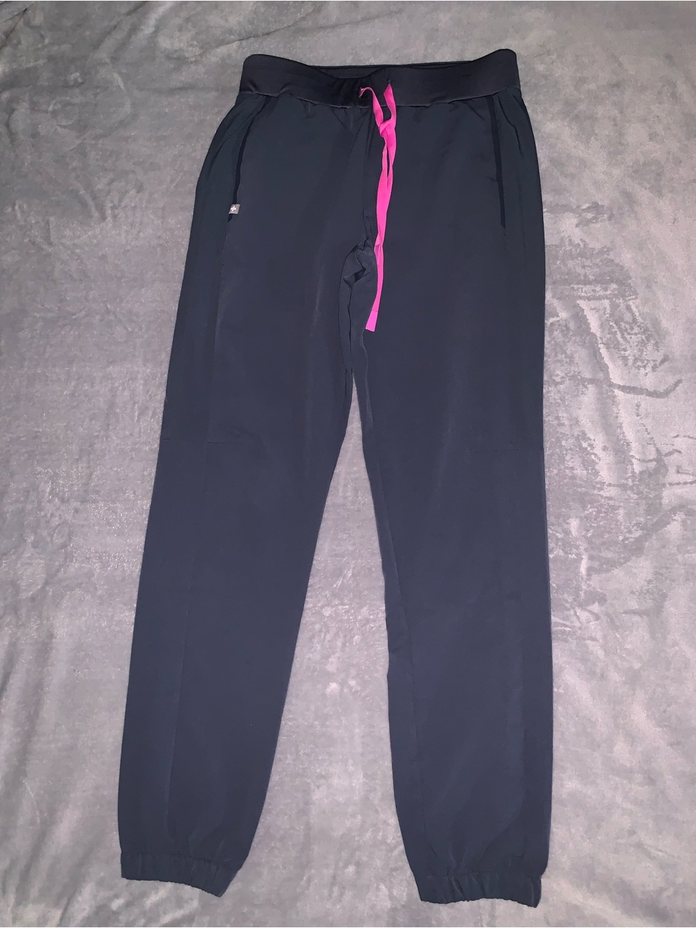 NWT! FIGS Women’s Granville Skinny Tall Jogger Scrub Pants size S Night Sky